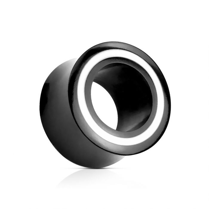 Schwarzer Tunnel Aus Horn Mit Weissen Ring Aus Knochen